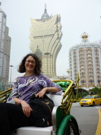 321206_10150297498446887_2094943524_n