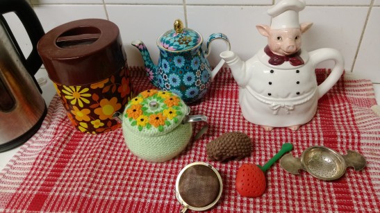 teapots, tea infusers